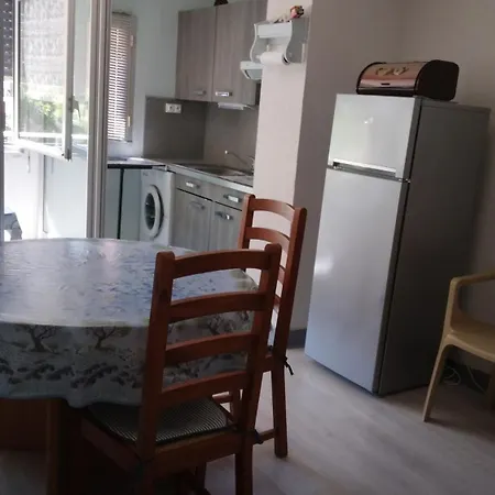 Apartment Location De *